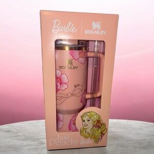 COPY  Barbie Limited Edition ‘80S Peaches ‘n Cream 40oz Quencher  Tumbler